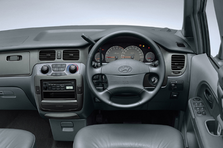 HYUNDAI TRAJET