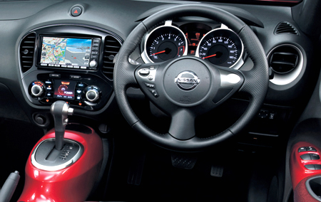 NISSAN JUKE 15RX