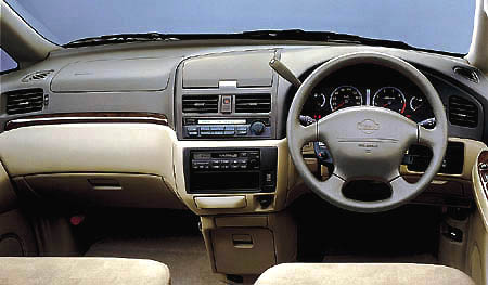 NISSAN PRESAGE PACIFIQUE NAVI CRUISING