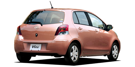 TOYOTA VITZ B