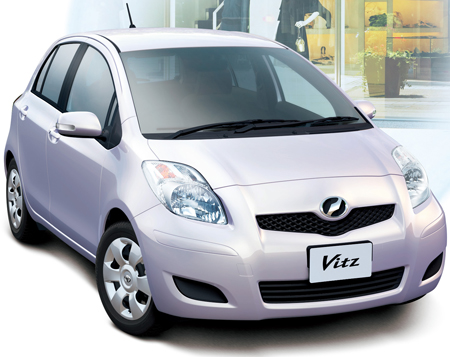 TOYOTA VITZ B INTELLIGENT PACKAGE