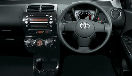 TOYOTA IST 150G