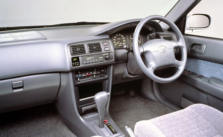 TOYOTA COROLLA DX