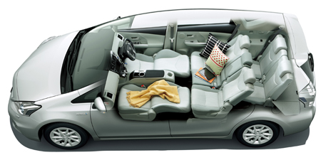 TOYOTA PRIUS ALPHA G TOURING SELECTION