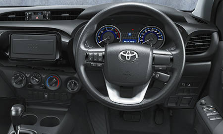 TOYOTA HILUX X