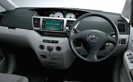 TOYOTA VOXY X