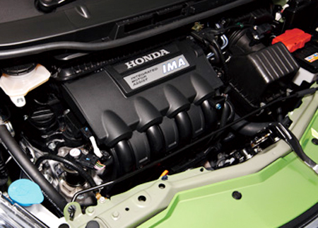 HONDA FIT HYBRID BASEGRADE