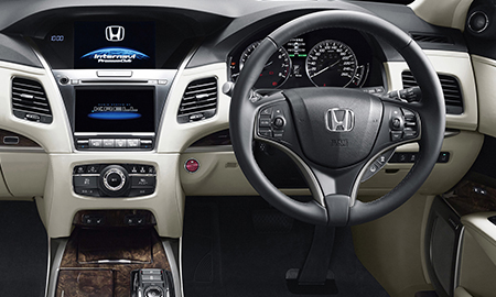 HONDA LEGEND 2015