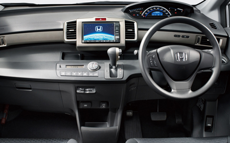 HONDA FREED SPIKE G JUST SELECTION