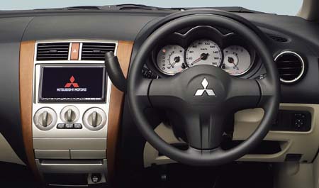 MITSUBISHI COLT VERY   NAVI