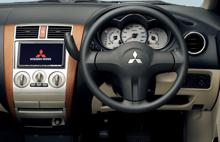 MITSUBISHI COLT VERY   NAVI