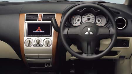 MITSUBISHI COLT PLUS VERY   NAVI