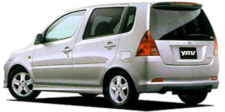 DAIHATSU YRV TURBO PANORAMA PACK