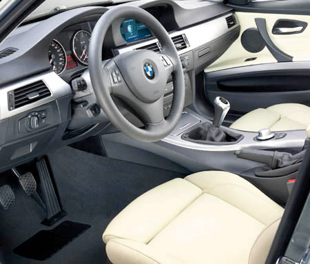 BMW 3 SERIES 320i