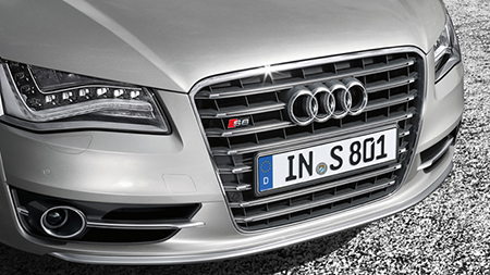 AUDI S8 BASE GRADE