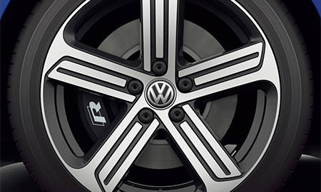 VOLKSWAGEN GOLF R VARIANT BASE GRADE