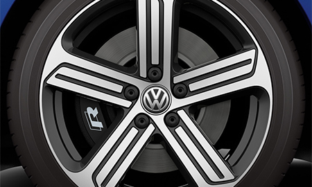 VOLKSWAGEN GOLF R BASE GRADE