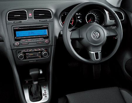 VOLKSWAGEN GOLF TSI COMFORTLINE