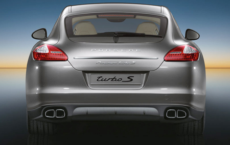 PORSCHE PANAMERA TURBO S