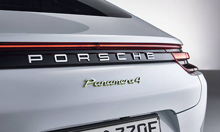 PORSCHE PANAMERA 4 E HYBRID