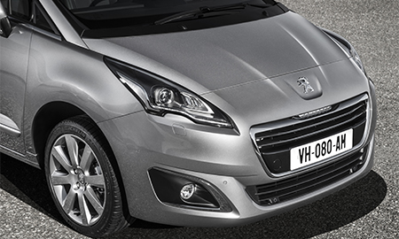 PEUGEOT 5008 PREMIUM