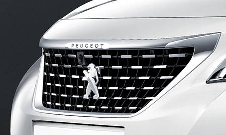 PEUGEOT 5008 GT BLUE HDI