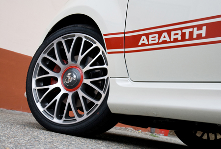 ABARTH 500 BASE GRADE