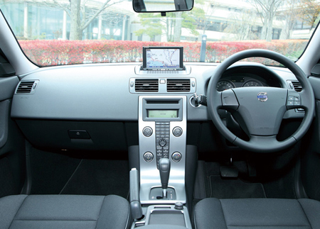 VOLVO V50 2 0E POWERSHIFT