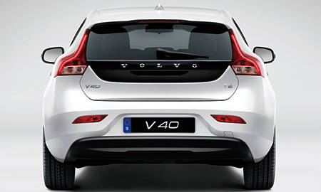 VOLVO V40 T2 KINETIC