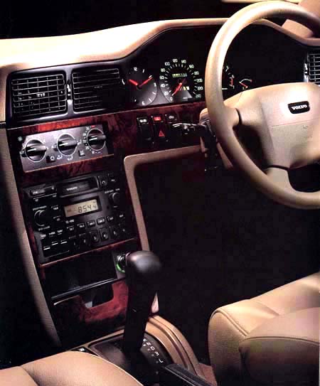 VOLVO 960 ROYAL