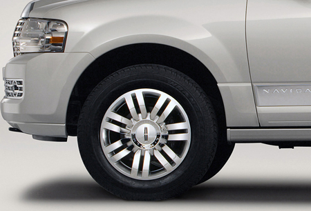 LINCOLN NAVIGATOR BASE GRADE