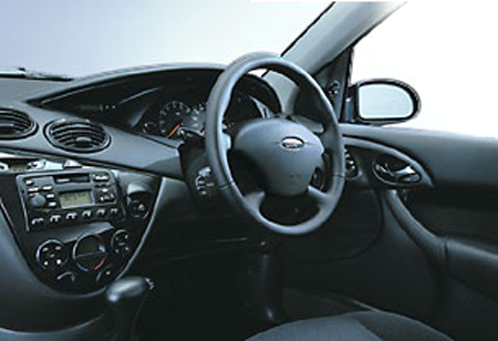 EUROPE FORD FOCUS 1600GLX