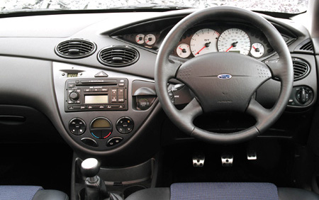 EUROPE FORD FOCUS ST170