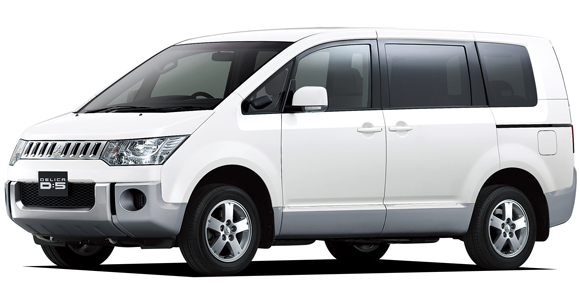 MITSUBISHI DELICA D5 2009