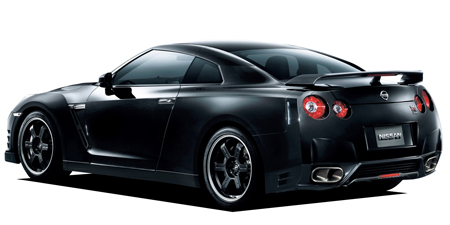 NISSAN GT-R