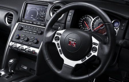 NISSAN GT-R