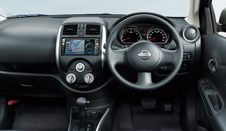 NISSAN LATIO