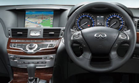 NISSAN FUGA