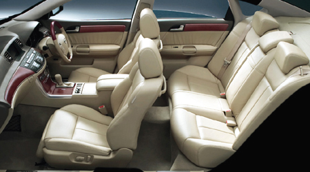 NISSAN FUGA