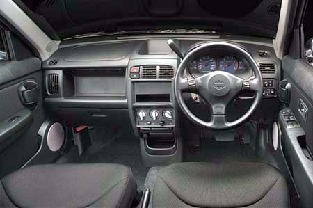 NISSAN CUBE