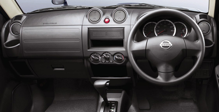 NISSAN KIX