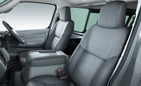 NISSAN NV350CARAVAN WAGON