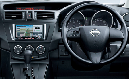 NISSAN LAFESTA