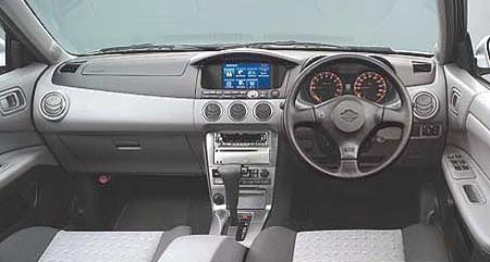 NISSAN AVENIR