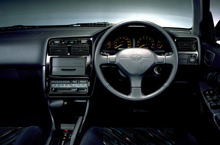 TOYOTA CARINA