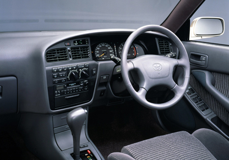 TOYOTA VISTA
