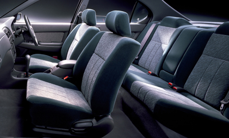 TOYOTA VISTA