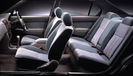 TOYOTA VISTA