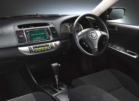 TOYOTA CAMRY