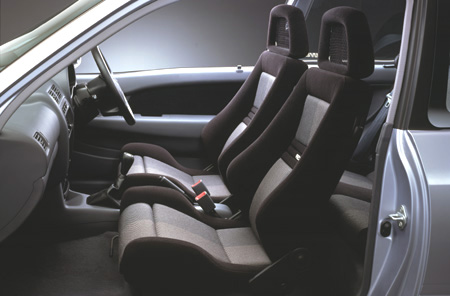 TOYOTA STARLET